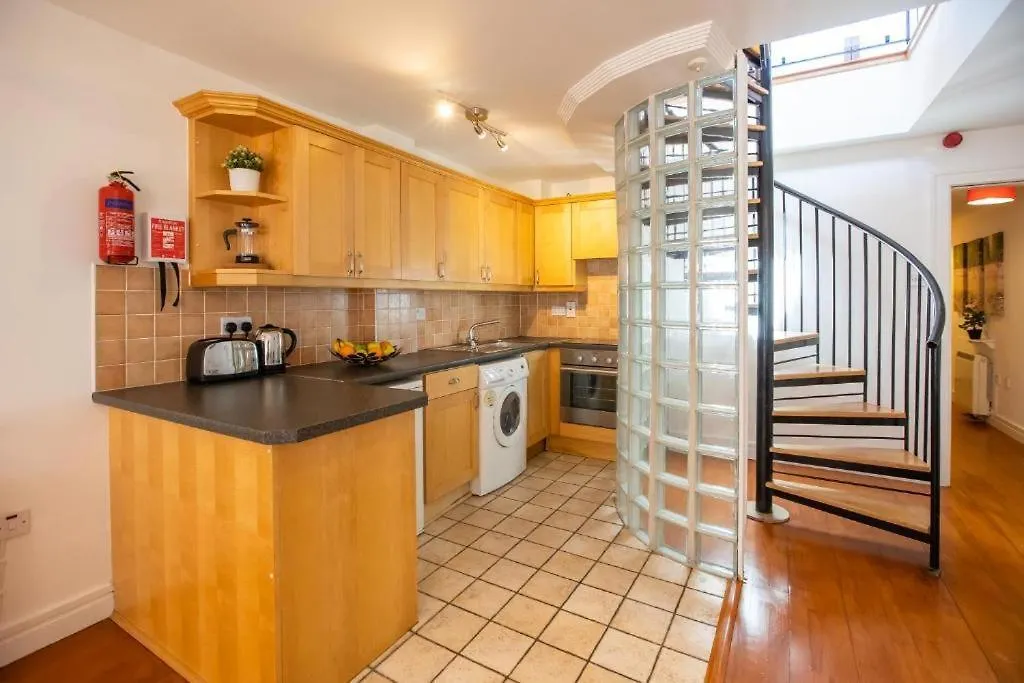 Grafton Street District Apartments Dublin 0*,
